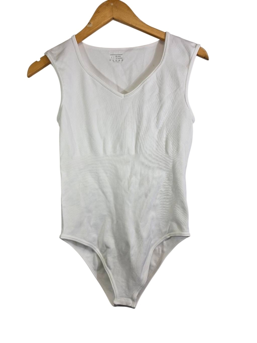 OQQ White Ribbed Sleeveless Belly Control Bodysuit – Size L